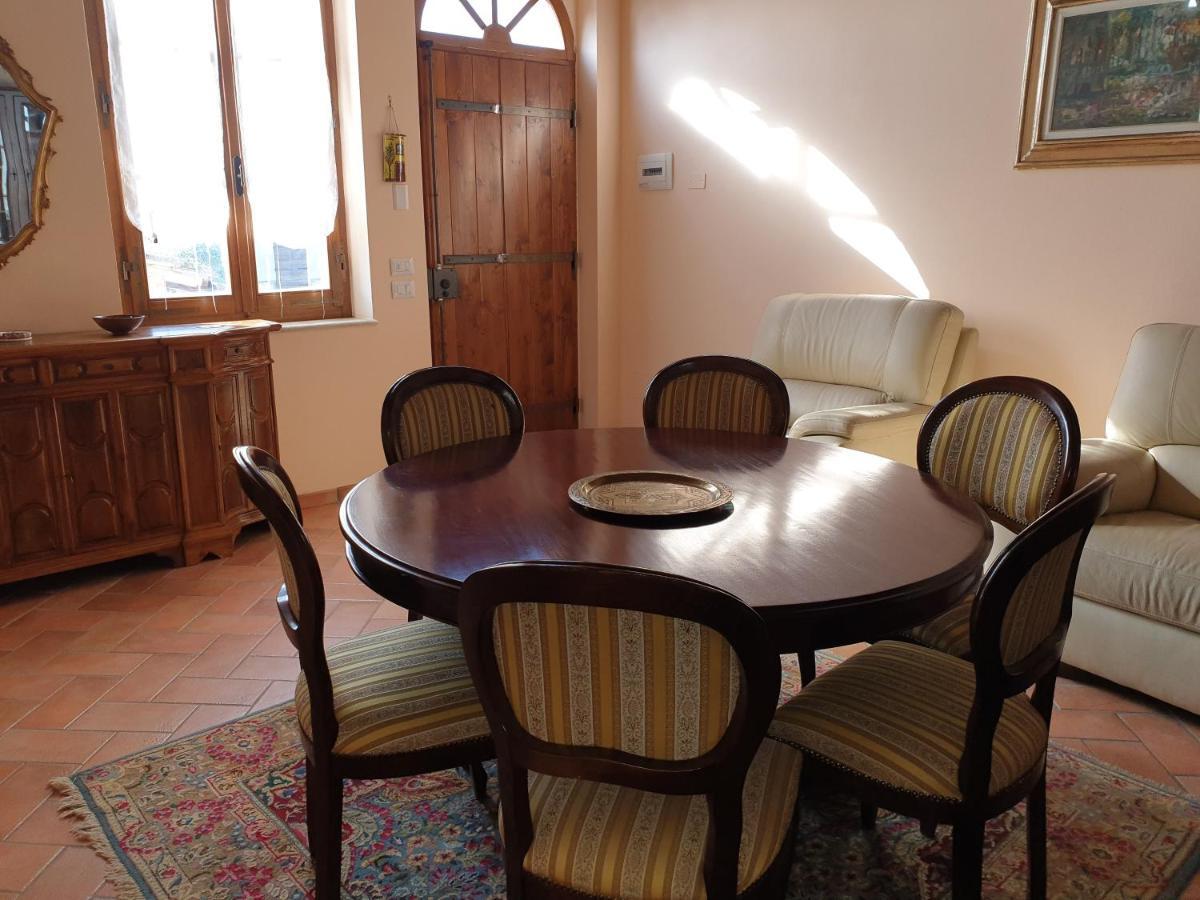 Podere il Poggio Asciano Esterno foto